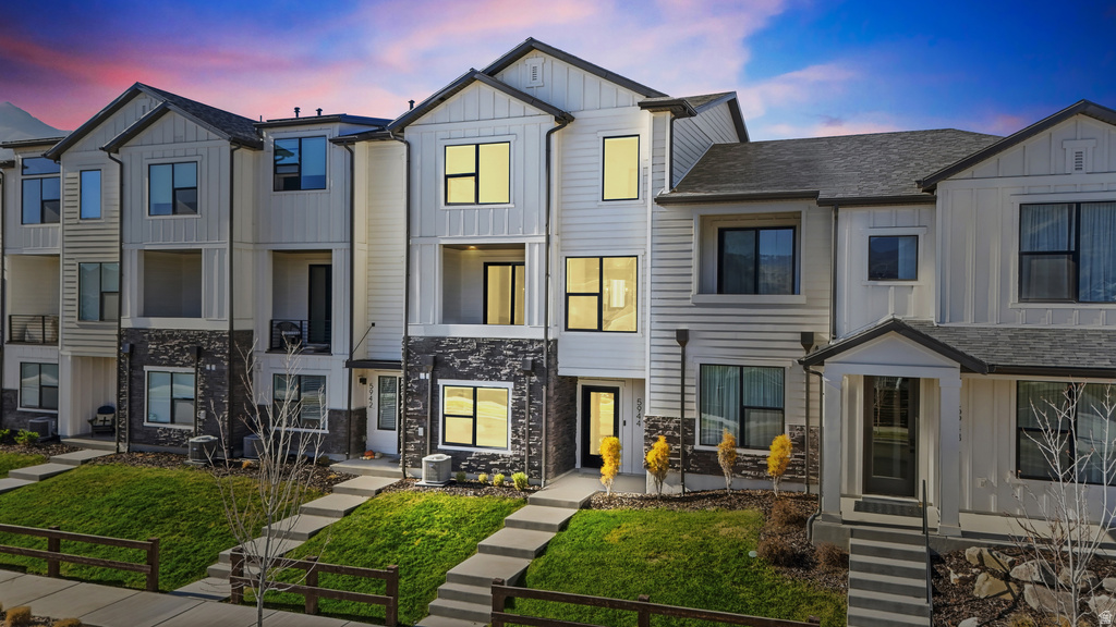 5944 N 5000 W #176 Mountain Green, UT 84050