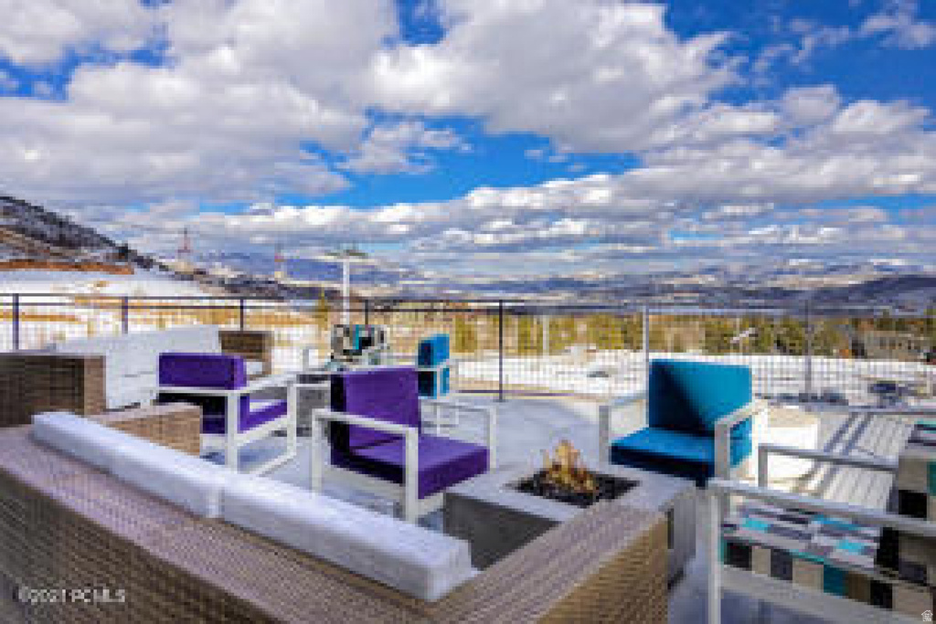 2670 W CANYONS RESORT DR #207 Park City, UT 84098