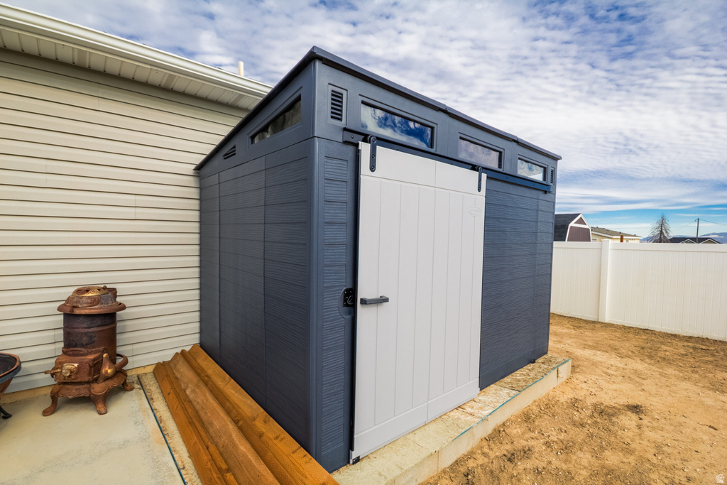 3559 W 700 N Maeser, UT 84078