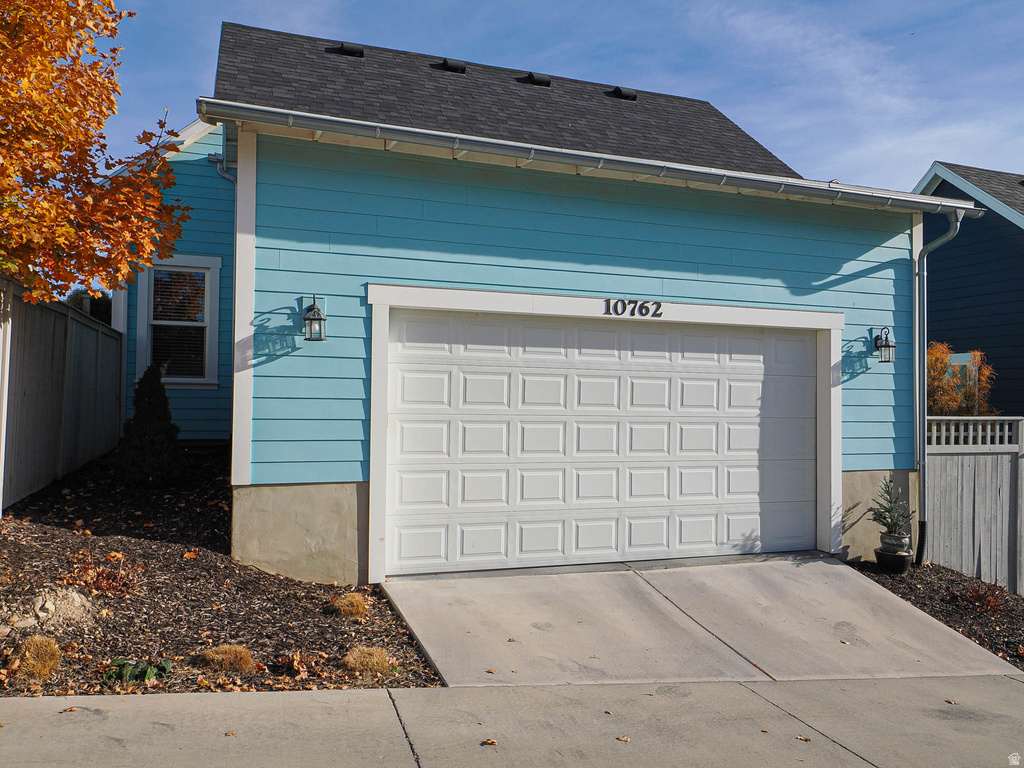 10762 S BEACH COMBER WAY South Jordan, UT 84009