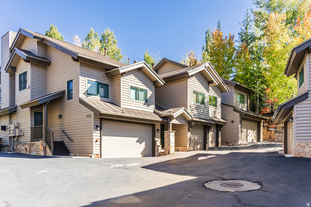 690 DEER VALLEY DR #11 Park City, UT 84060