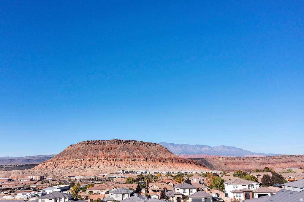 1464 E CENTAURUS WAY Washington, UT 84780