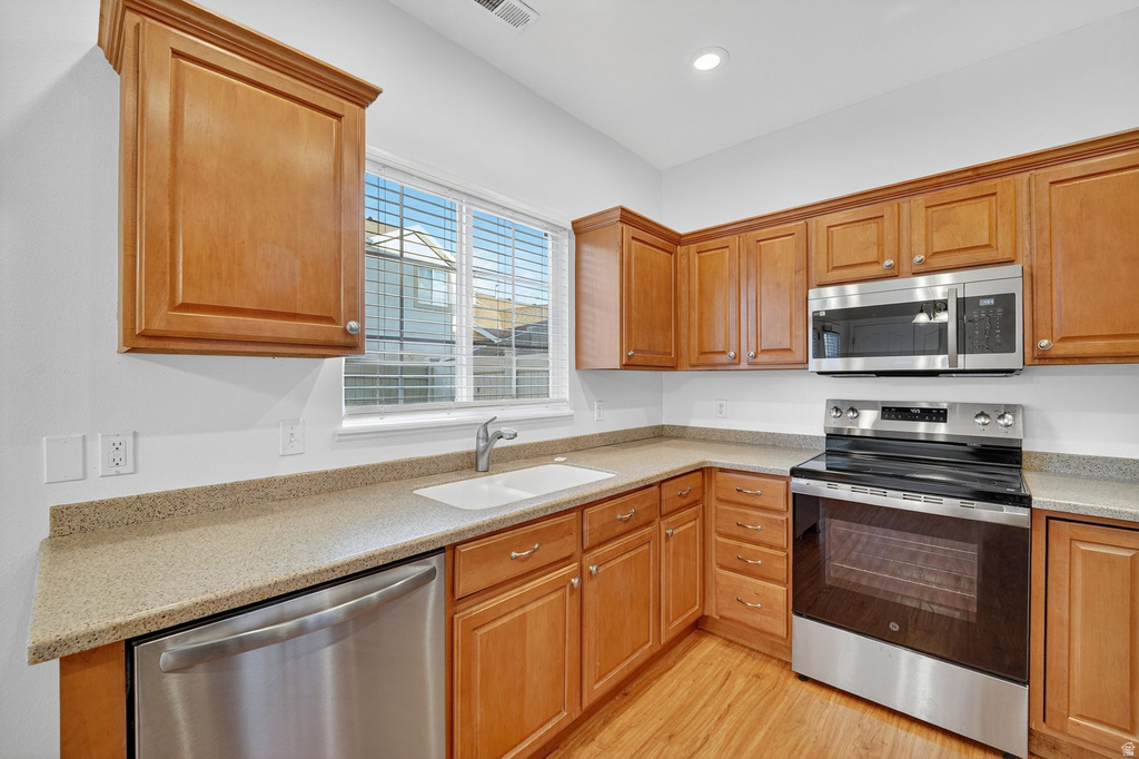 8793 S BIG BAR CT West Jordan, UT 84081