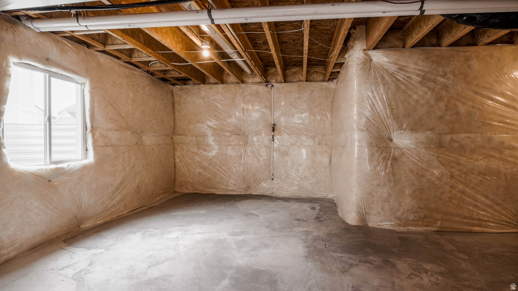 876 W SIKA CIR #205 Saratoga Springs, UT 84045