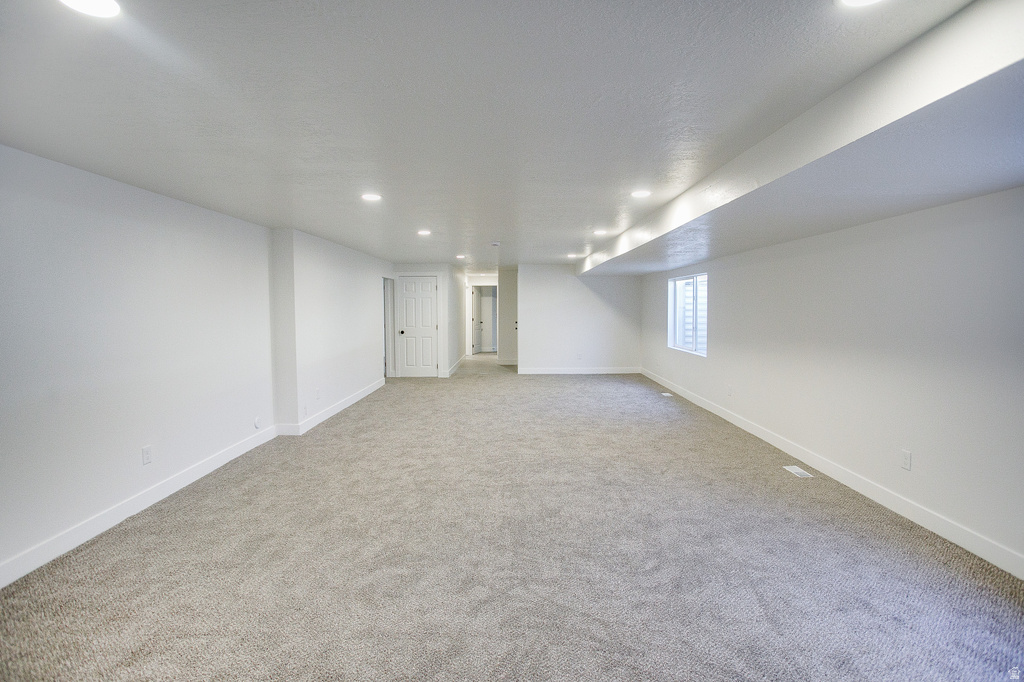 5830 W HILL STONE DR South Jordan, UT 84095