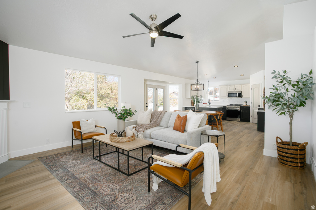 5830 W HILL STONE DR South Jordan, UT 84095