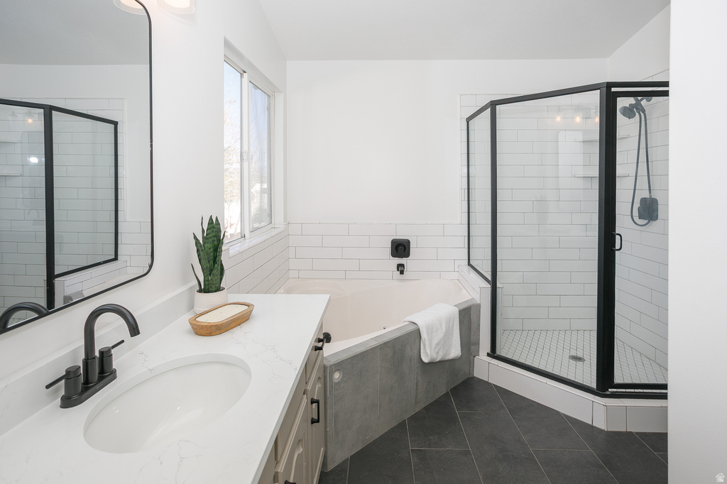 5830 W HILL STONE DR South Jordan, UT 84095