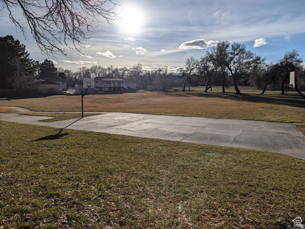 862 E THREE FOUNTAINS DR #210 Murray, UT 84107