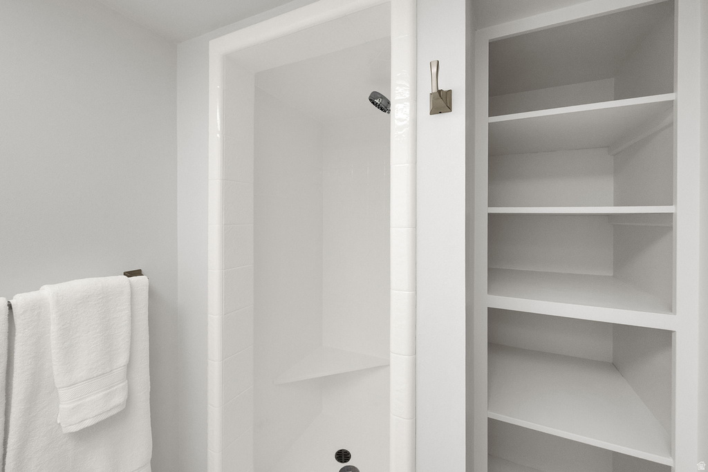 862 E THREE FOUNTAINS DR #210 Murray, UT 84107