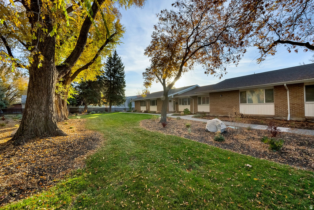 862 E THREE FOUNTAINS DR #210 Murray, UT 84107