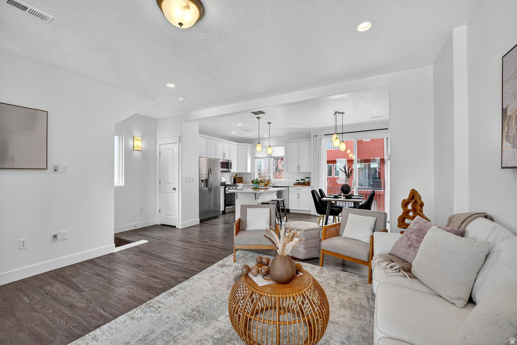 5033 W Daybreak Pkwy