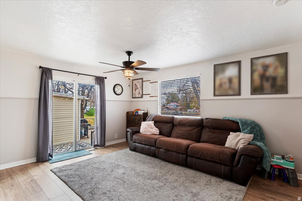 4875 S 2675 W Roy, UT 84067