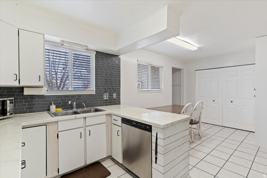 4875 S 2675 W Roy, UT 84067