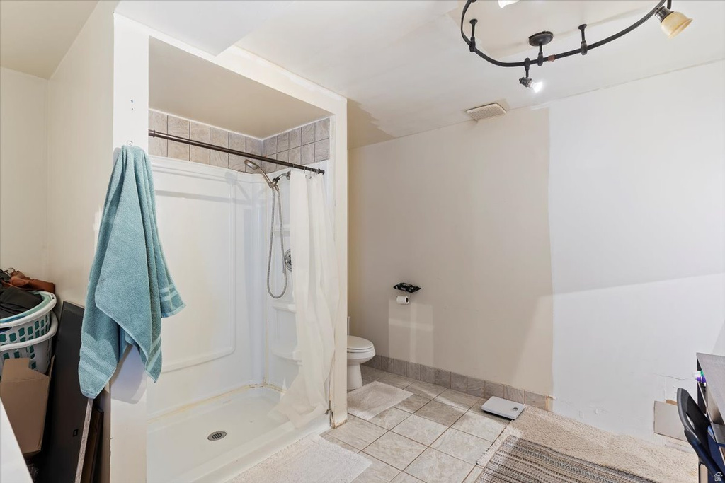 4875 S 2675 W Roy, UT 84067