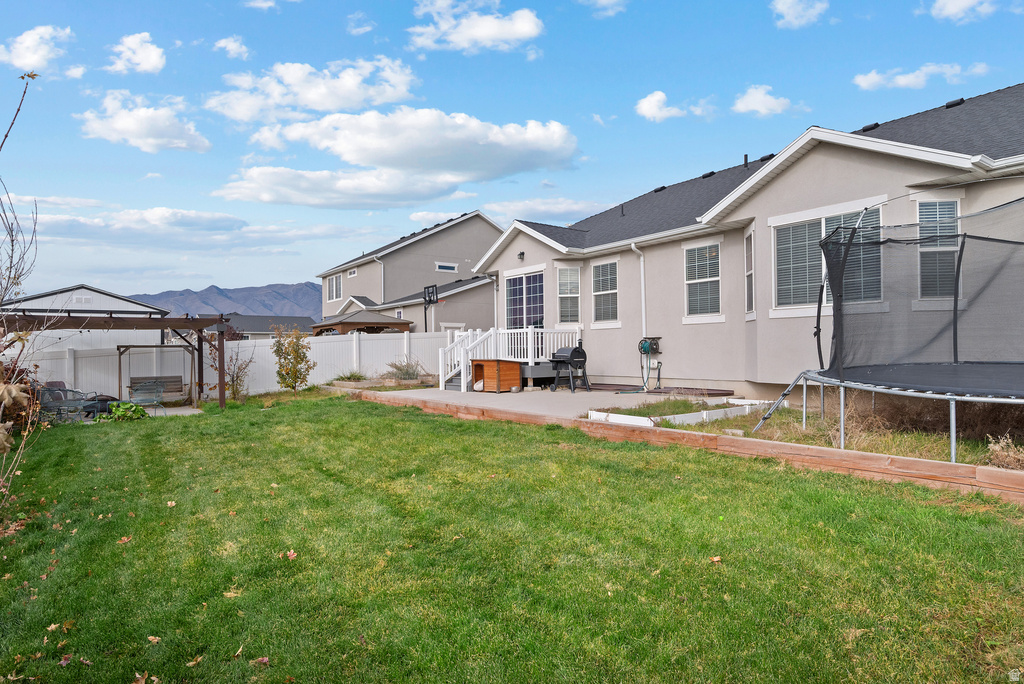 1502 E LOWE PEAK DR Eagle Mountain, UT 84005