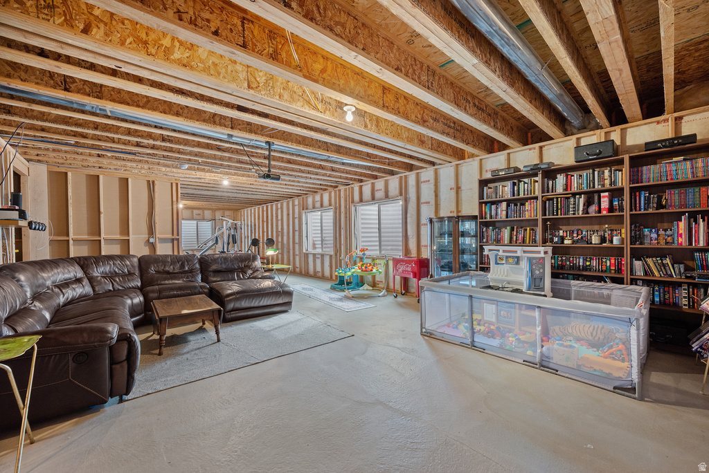 1502 E LOWE PEAK DR Eagle Mountain, UT 84005