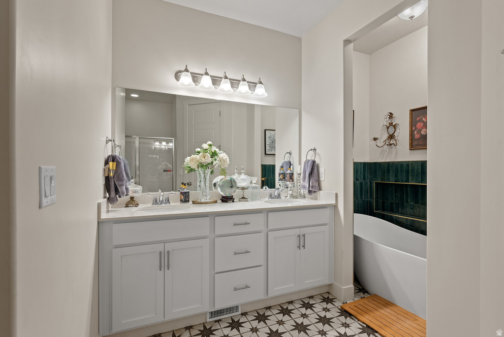 1502 E LOWE PEAK DR Eagle Mountain, UT 84005