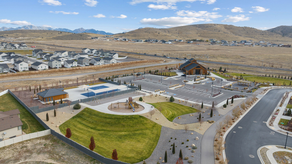 1502 E LOWE PEAK DR Eagle Mountain, UT 84005