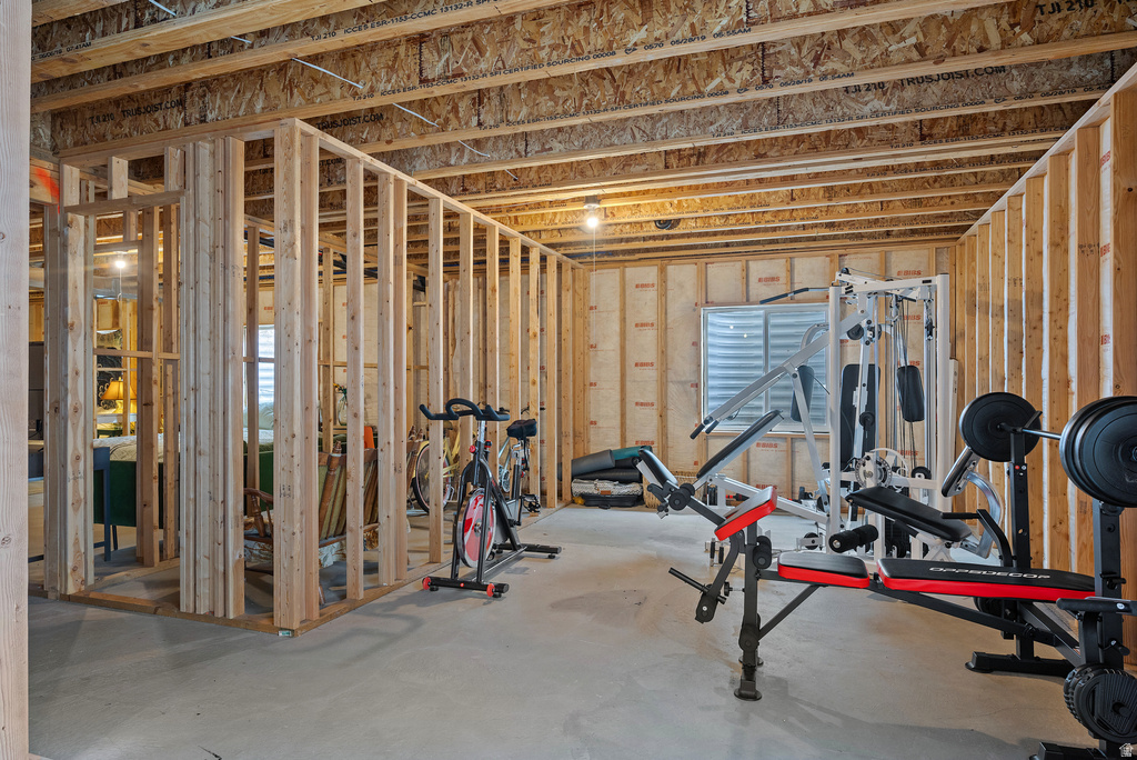 1502 E LOWE PEAK DR Eagle Mountain, UT 84005