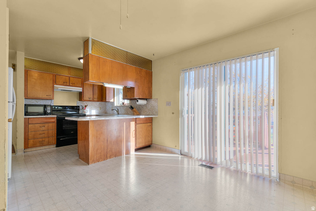 3183 S 4440 W West Valley City, UT 84120