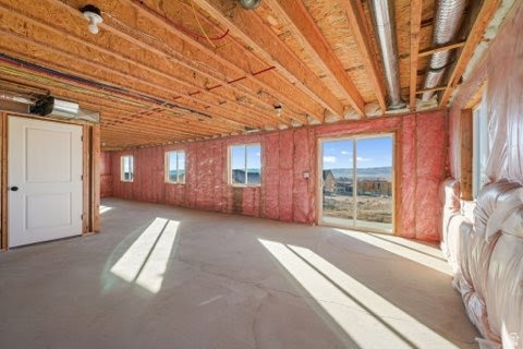 1605 N 300 E Nephi, UT 84648