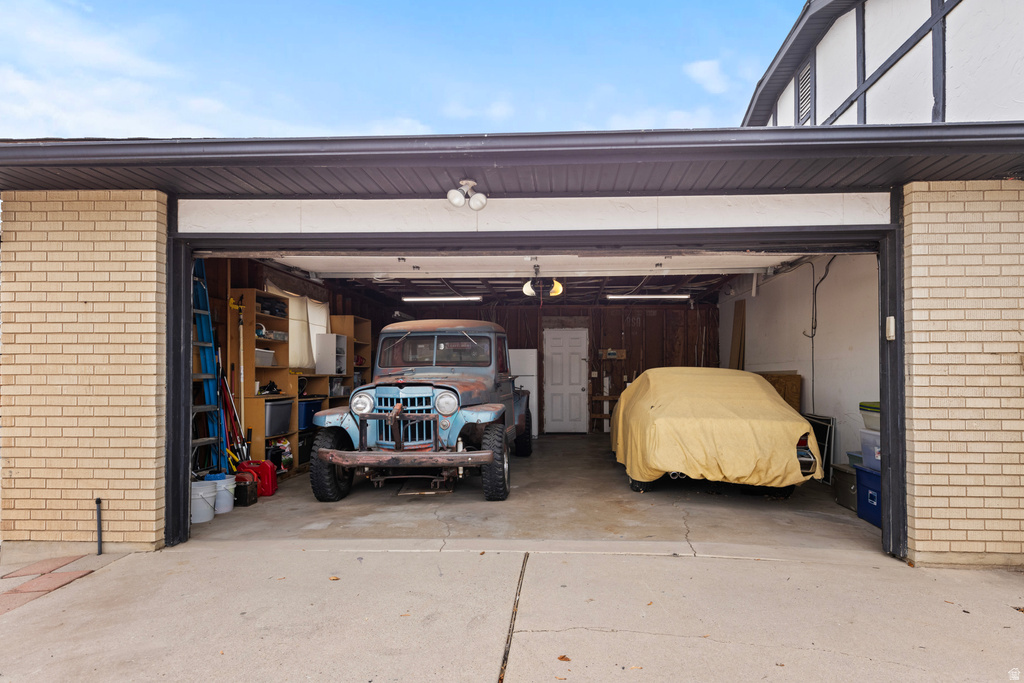 3084 W 4375 S Roy, UT 84067