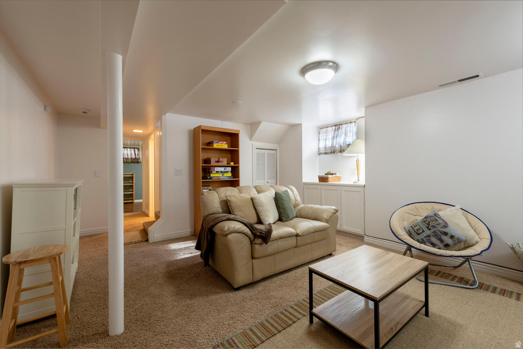 2054 E 900 S Salt Lake City, UT 84108