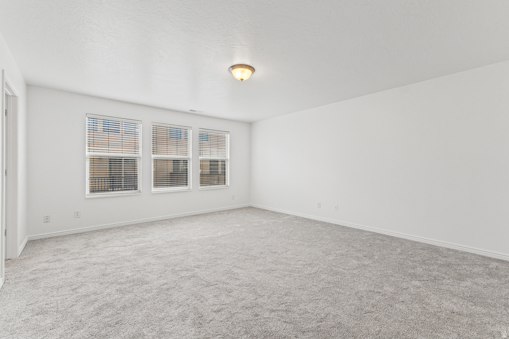 1282 N LILY PAD DR Spanish Fork, UT 84660