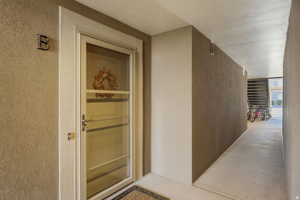 877 S MAIN ST #B Layton, UT 84041