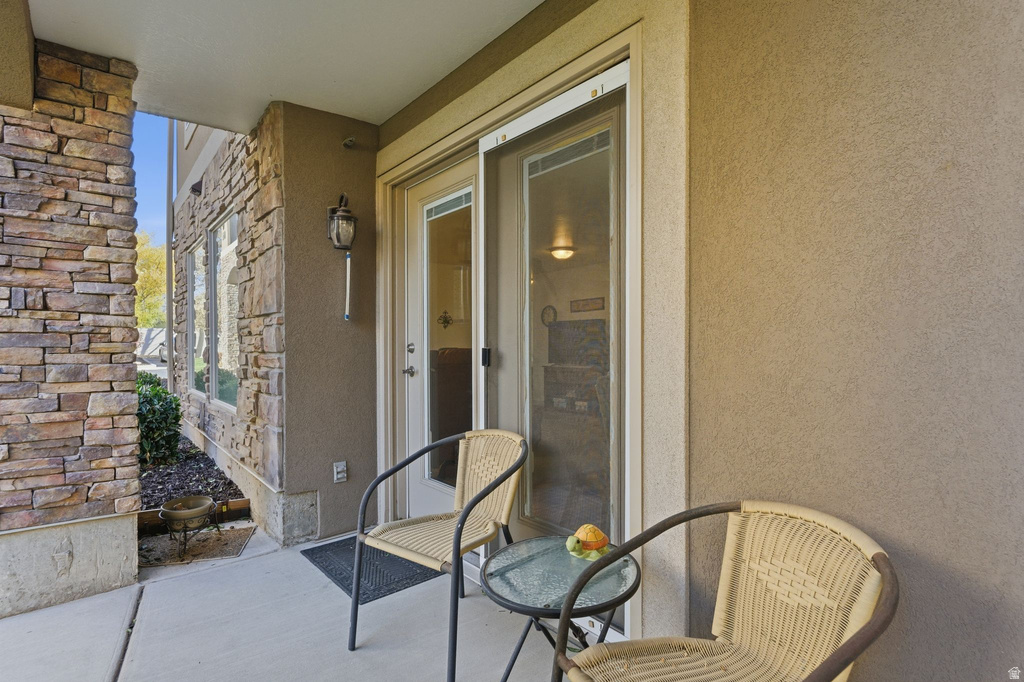 877 S MAIN ST #B Layton, UT 84041