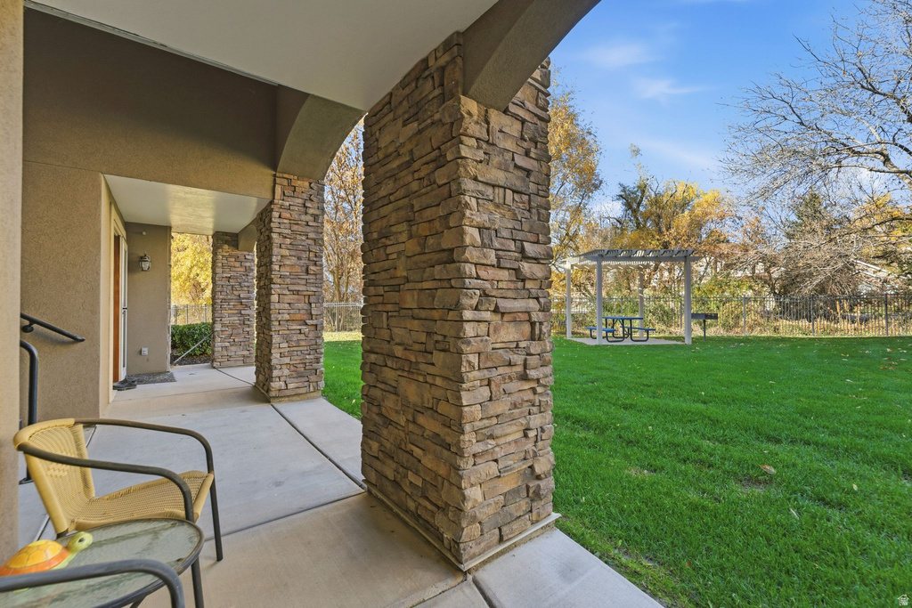 877 S MAIN ST #B Layton, UT 84041