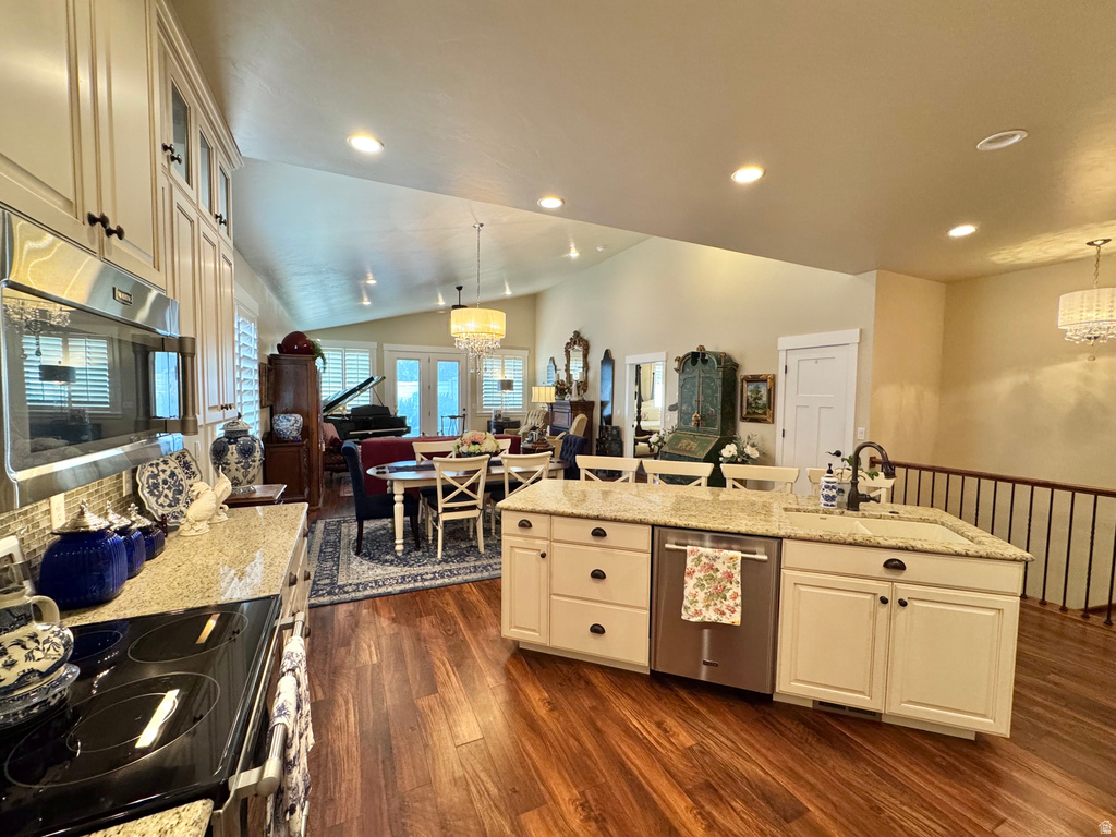 1128 W 1150 ST #9 Payson, UT 84651