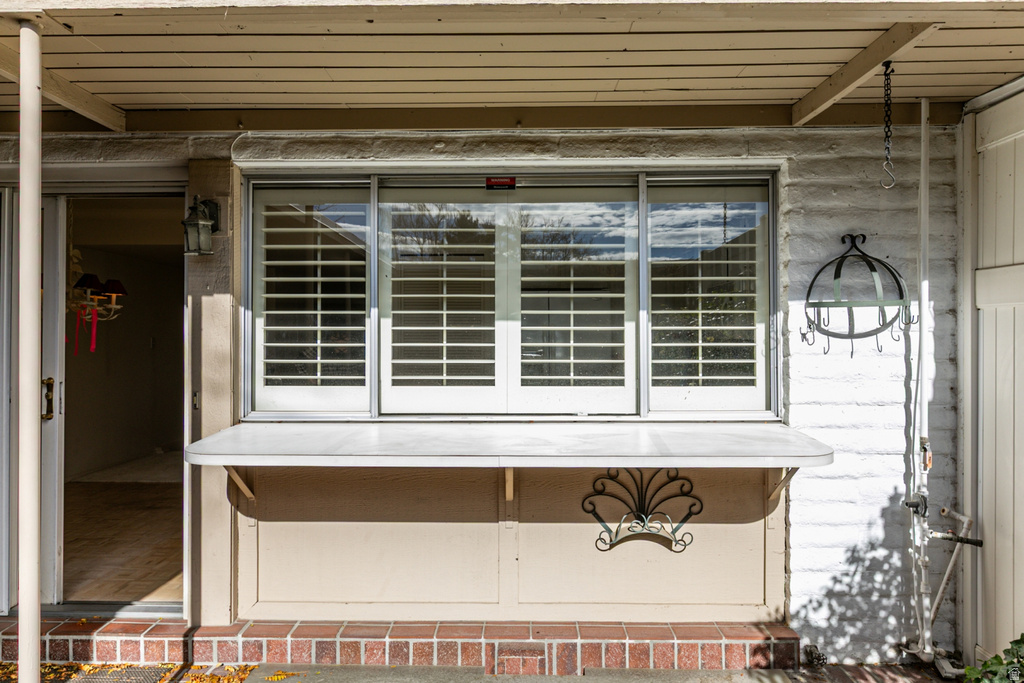 1506 E VILLAGE RD Salt Lake City, UT 84121