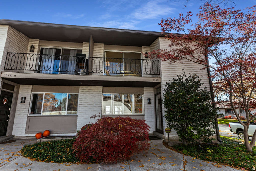 1506 E VILLAGE RD Salt Lake City, UT 84121