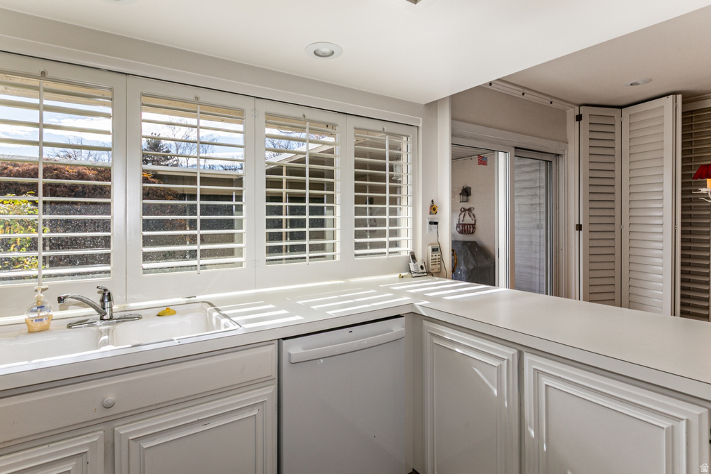 1506 E VILLAGE RD Salt Lake City, UT 84121