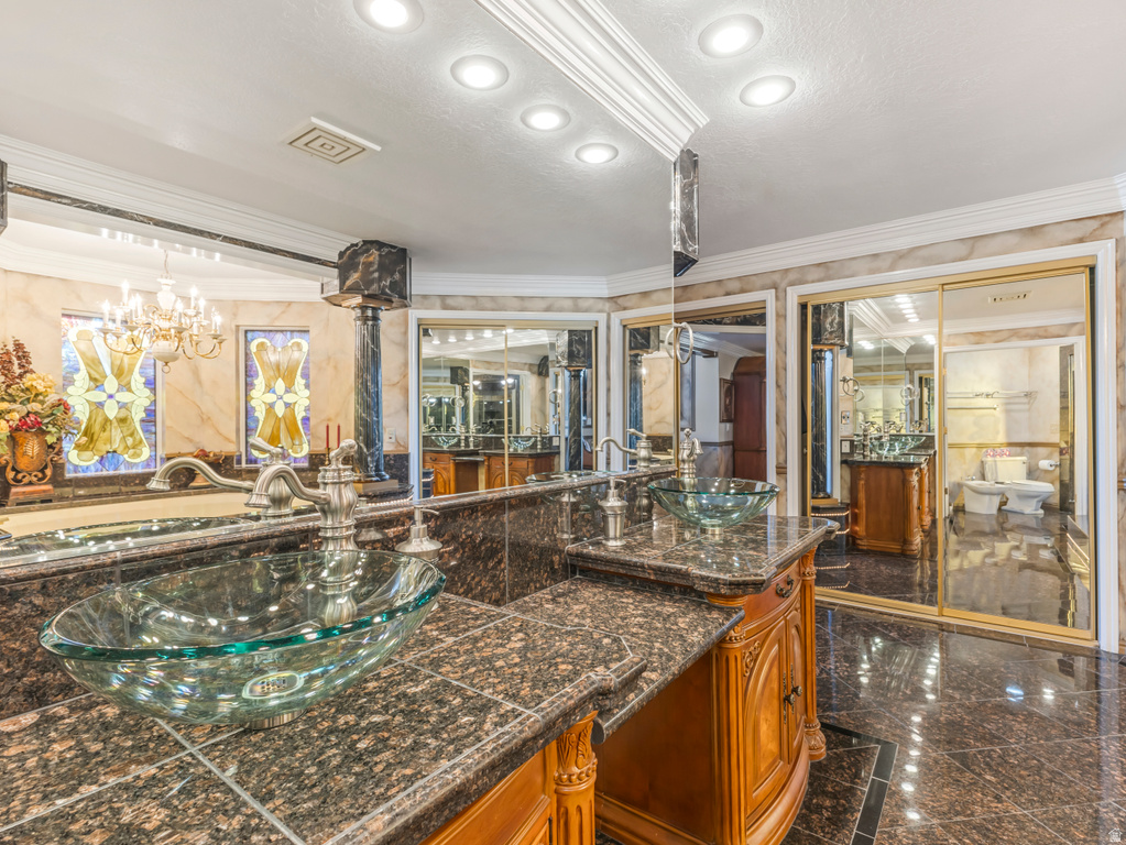 8585 S MT MAJESTIC RD Sandy, UT 84093