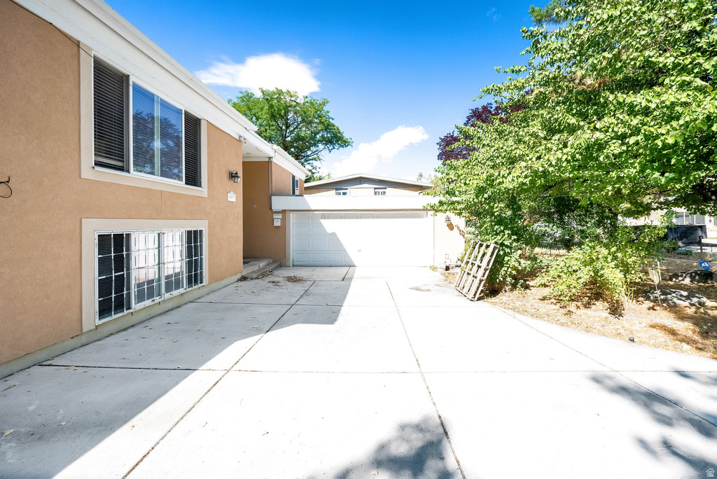 1281 N CAROUSEL ST Salt Lake City, UT 84116