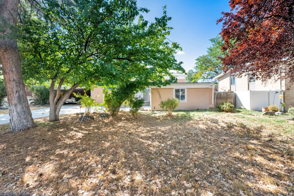 1281 N CAROUSEL ST Salt Lake City, UT 84116