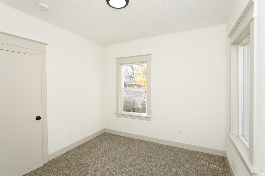 2873 LIBERTY AVE Ogden, UT 84403