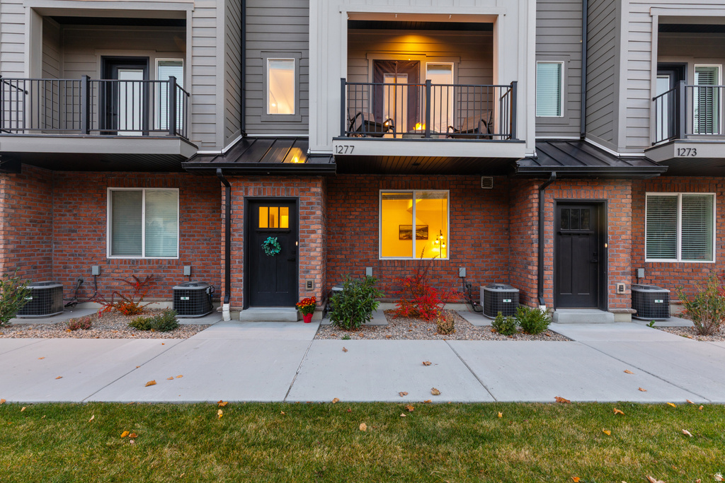 1277 E 16TH ST Ogden, UT 84404