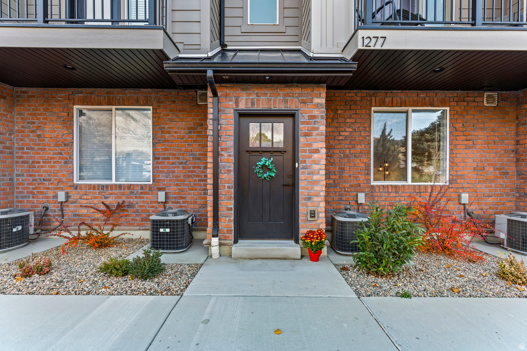 1277 E 16TH ST Ogden, UT 84404