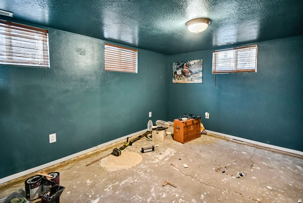 245 N 200 W Monroe, UT 84754