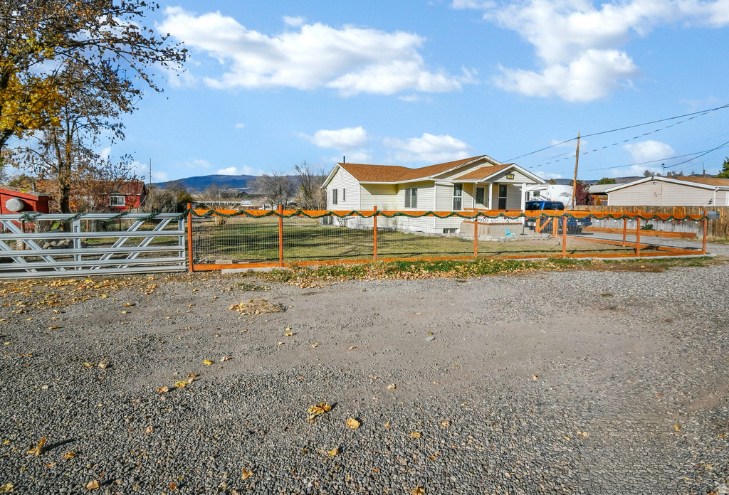 245 N 200 W Monroe, UT 84754