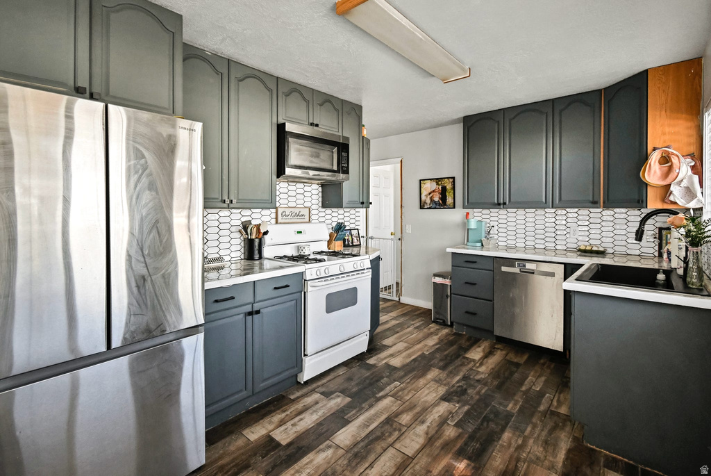 245 N 200 W Monroe, UT 84754