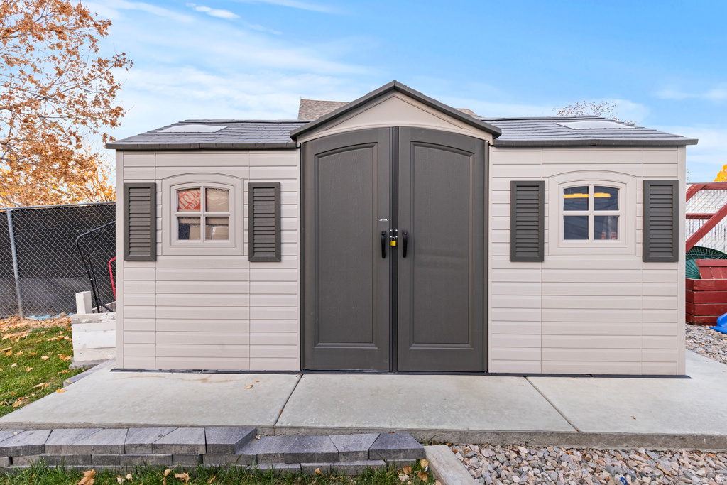 5539 S 4175 W Roy, UT 84067