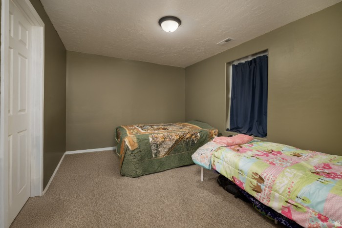 4058 E 5000 S Vernal, UT 84078