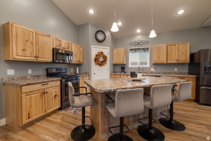 4058 E 5000 S Vernal, UT 84078