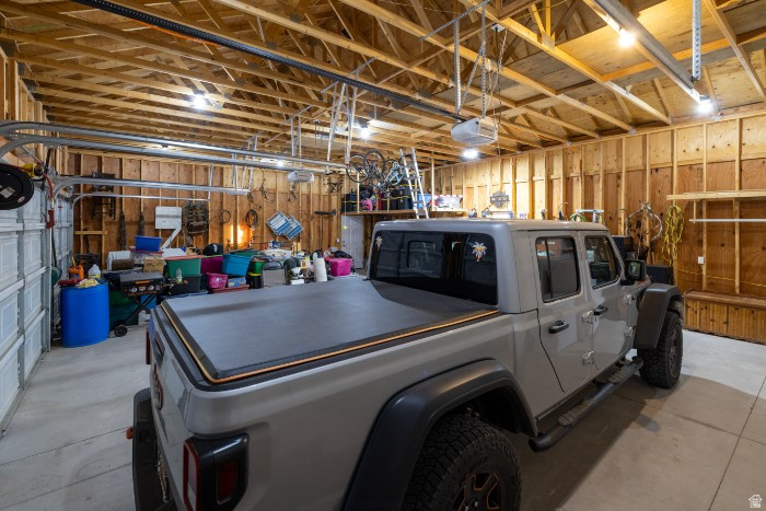 4058 E 5000 S Vernal, UT 84078