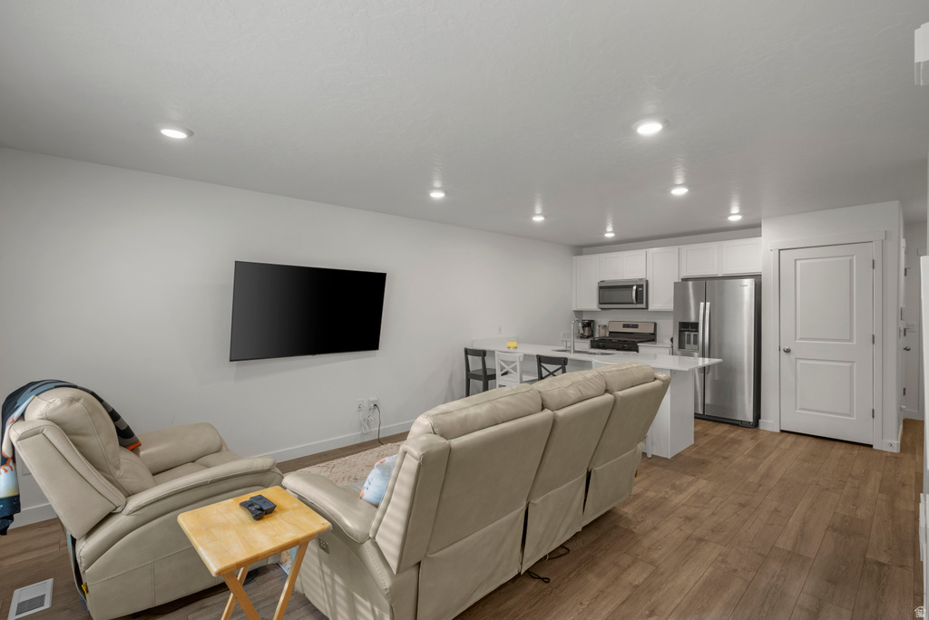 8457 W LOVERIDGE DR #1304 Magna, UT 84044