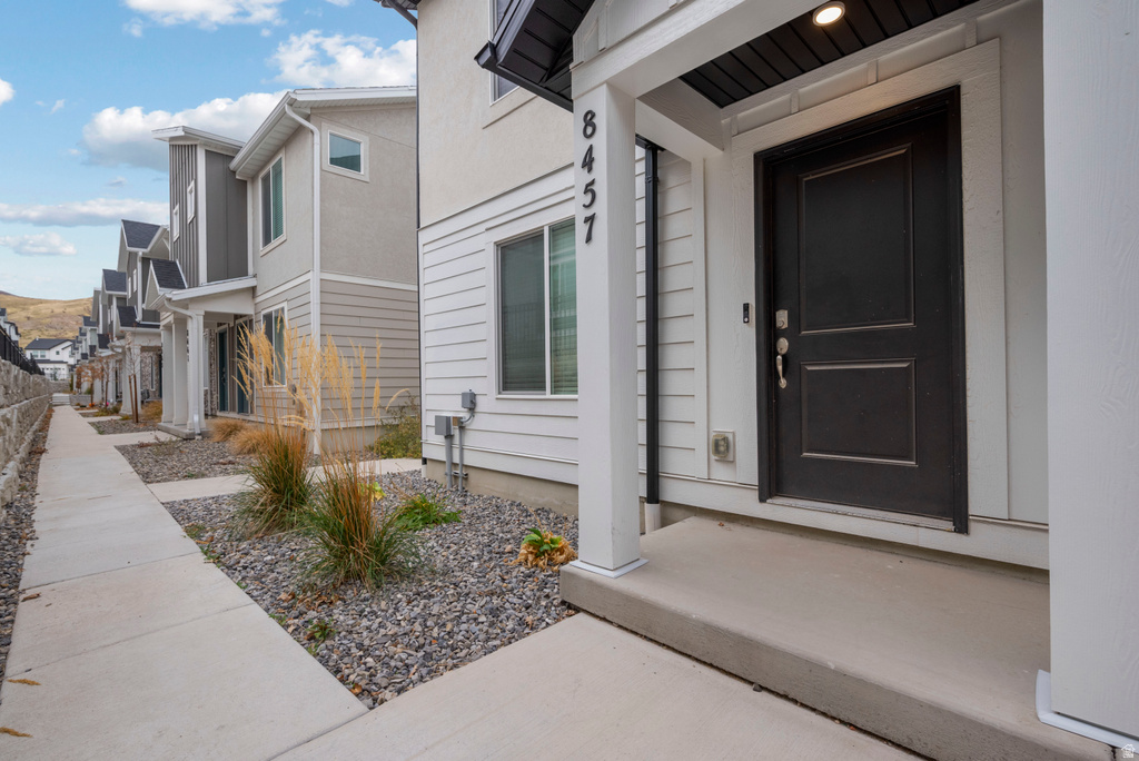 8457 W LOVERIDGE DR #1304 Magna, UT 84044